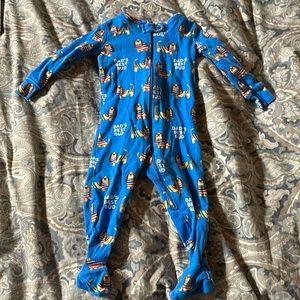 Children’s place sleeper 3-6 months Dads best bud